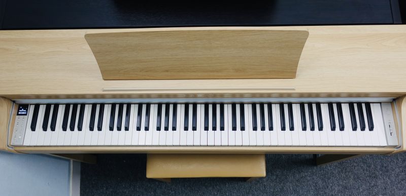  Piano Kawai CN29