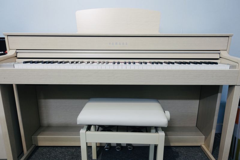 Piano Yamaha CLP 535 WA