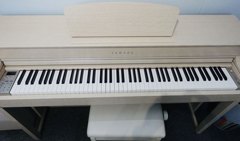 Piano Yamaha CLP 535 WA