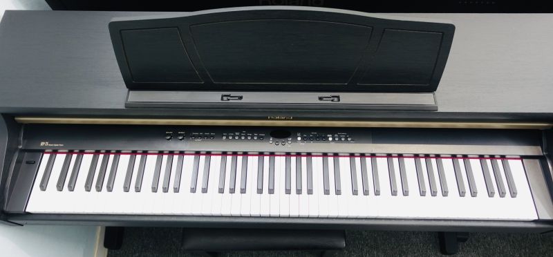 Piano Roland HP-7S