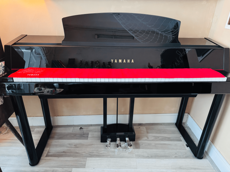 Piano Yamaha DGP5